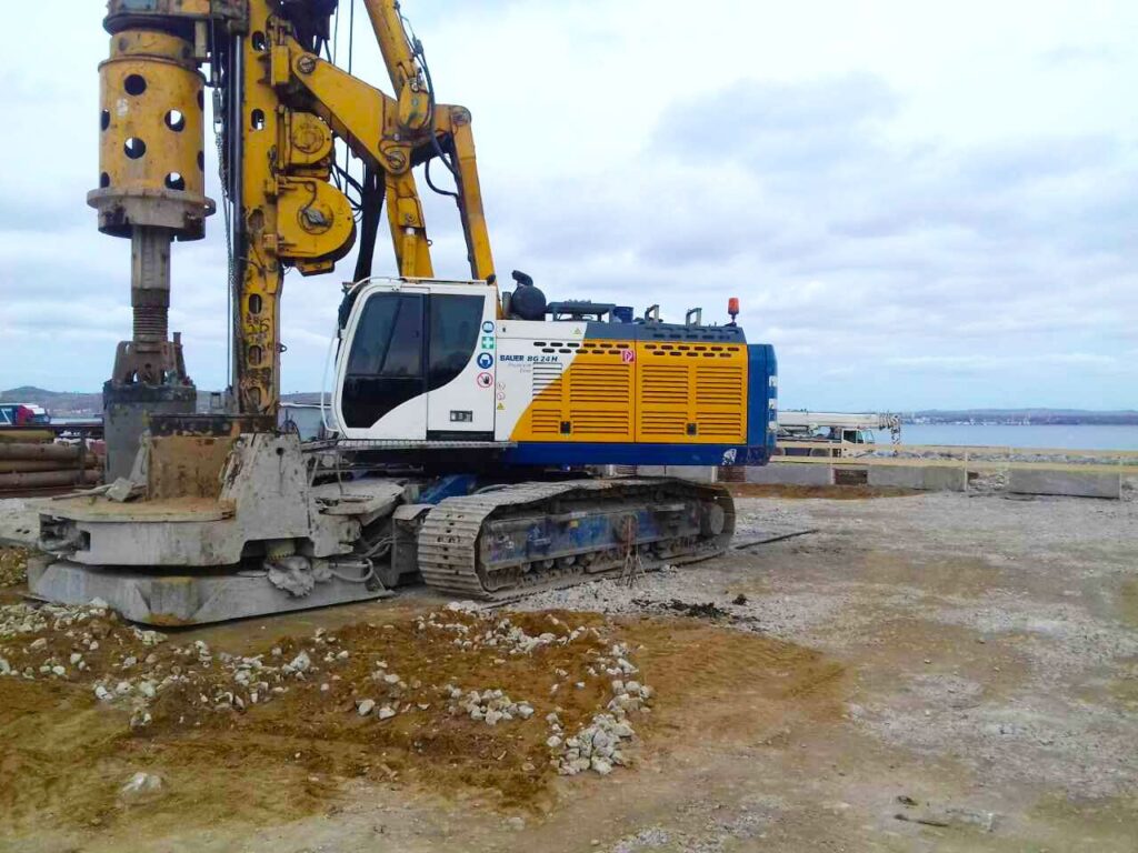 Фото 46 — Bauer BG24H: универсальная сваебойная машина для различных грунтов