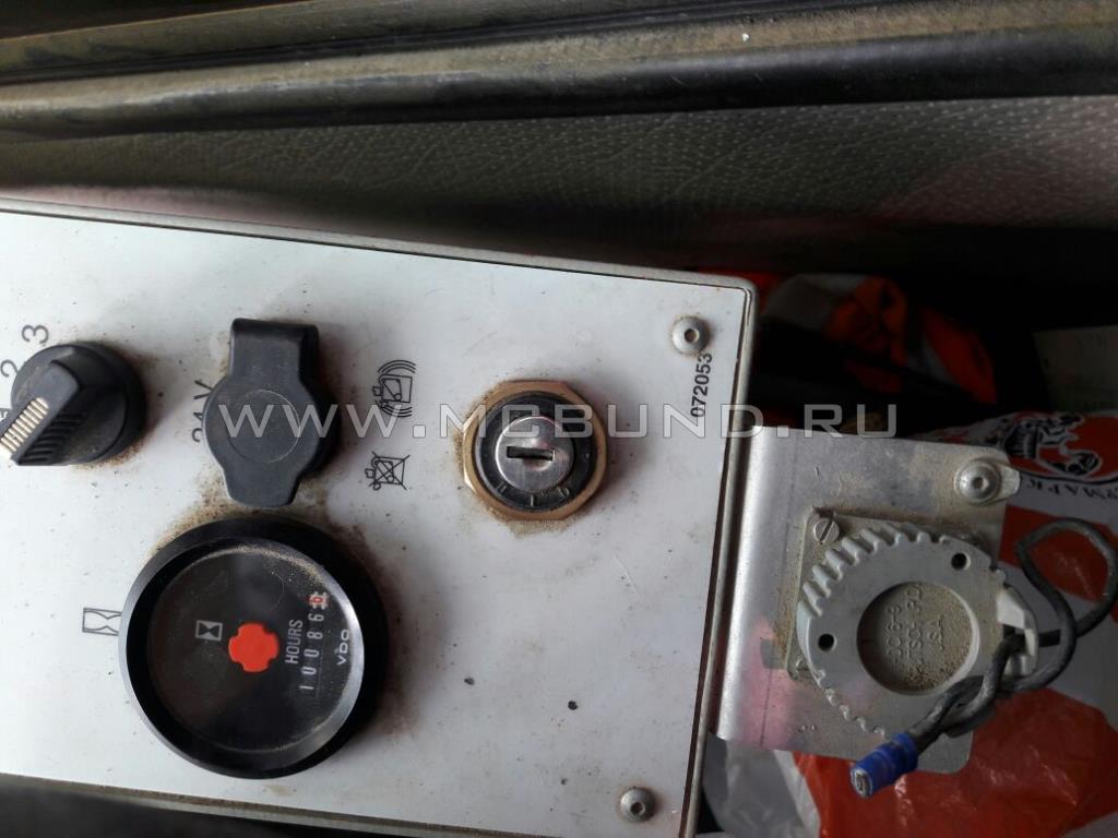 Фото 7 — Модель буровой установки Bauer BG24 для бурения свай